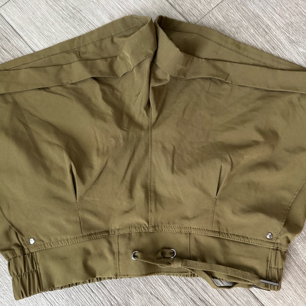 Mondetta women’s shorts (many listed)